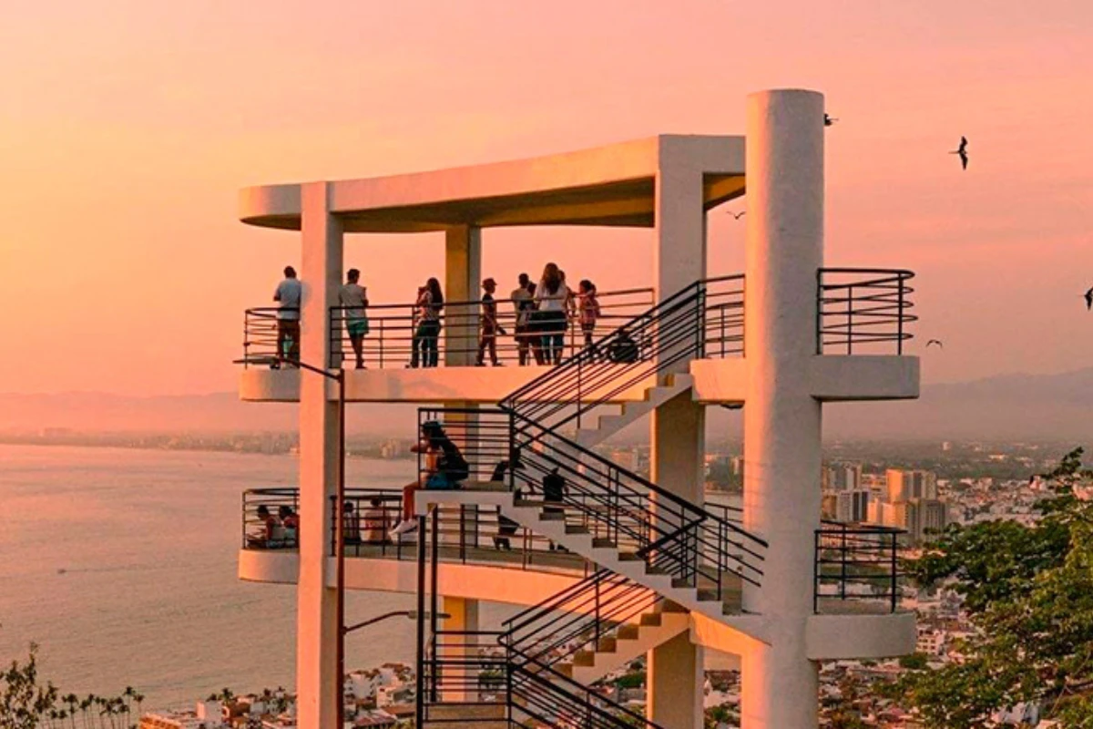 Where to Watch the Best Sunsets in Puerto Vallarta lamansionvallarta.com